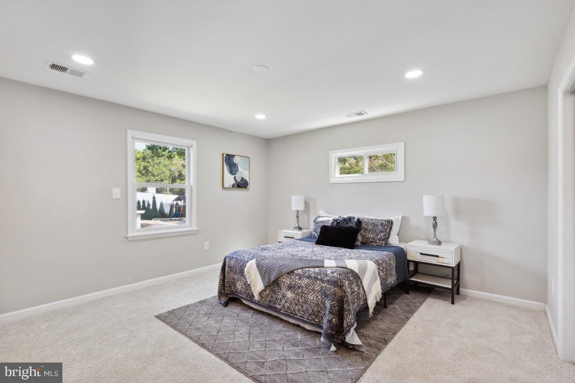 6712 Barrett Road Falls Church, VA 22042 - Photo 23 of 45 Gallery Image 23