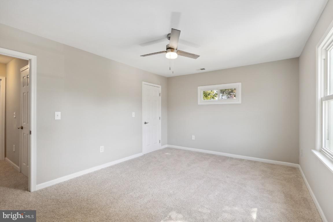 6712 Barrett Road Falls Church, VA 22042 - Photo 30 of 45 Gallery Image 30