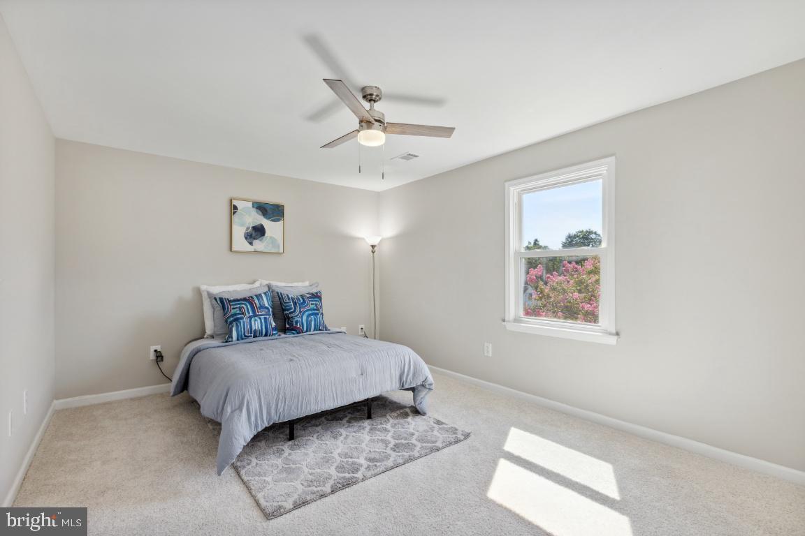 6712 Barrett Road Falls Church, VA 22042 - Photo 33 of 45 Gallery Image 33