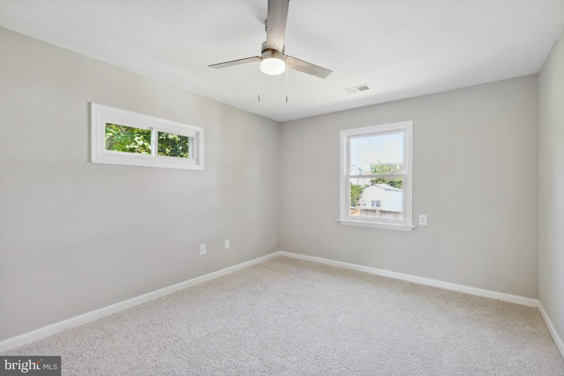 6712 Barrett Road Falls Church, VA 22042 - Photo 38 of 45 Gallery Image 38