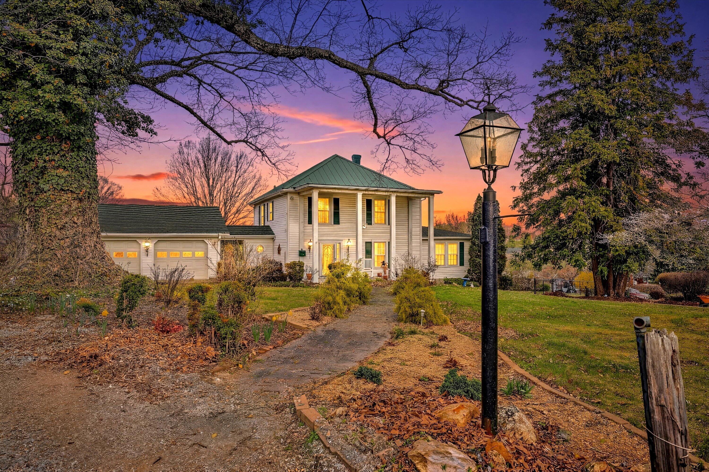 4015 Mud Lick Road Southwest Roanoke, VA 24018 - Photo 33 of 36 01-93474021-eda1-4911-96e5-aa073063ca3d