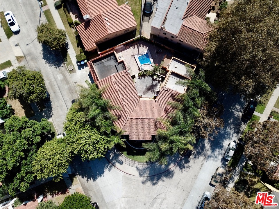 4247 9th Avenue Los Angeles, CA 90008 - Photo 45 of 45 an aerial view of a house with a yard