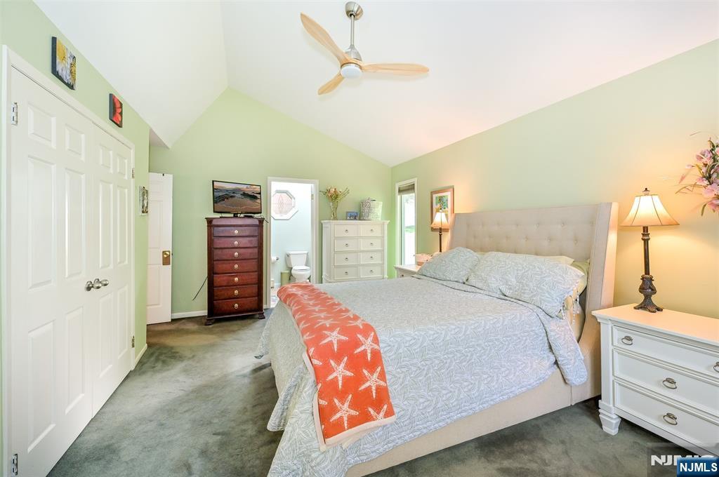 64 Ridge Avenue Park Ridge, NJ 07656 - Photo 20 of 32