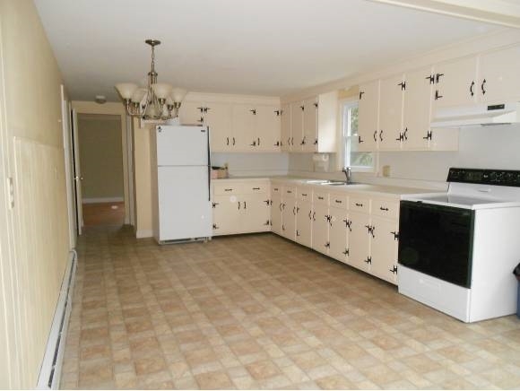 292 Walnut Street Rochester, NH 03867 - Photo 4 of 19