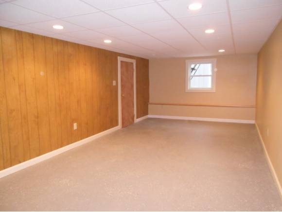 292 Walnut Street Rochester, NH 03867 - Photo 9 of 19