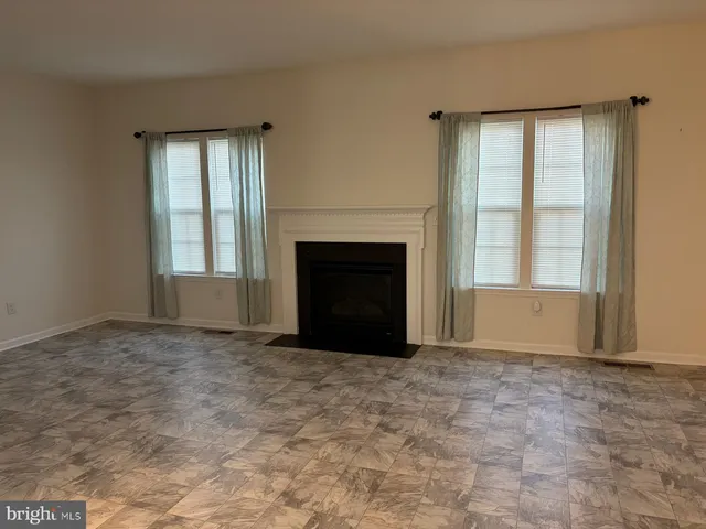 $2,700 | 371 Latrobe Drive, Newark, DE 19702