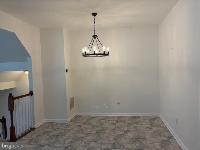 $2,700 | 371 Latrobe Drive, Newark, DE 19702