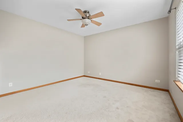 $440,500 | 1882 Keystone Place, Unit 1882, Schaumburg, IL 60193