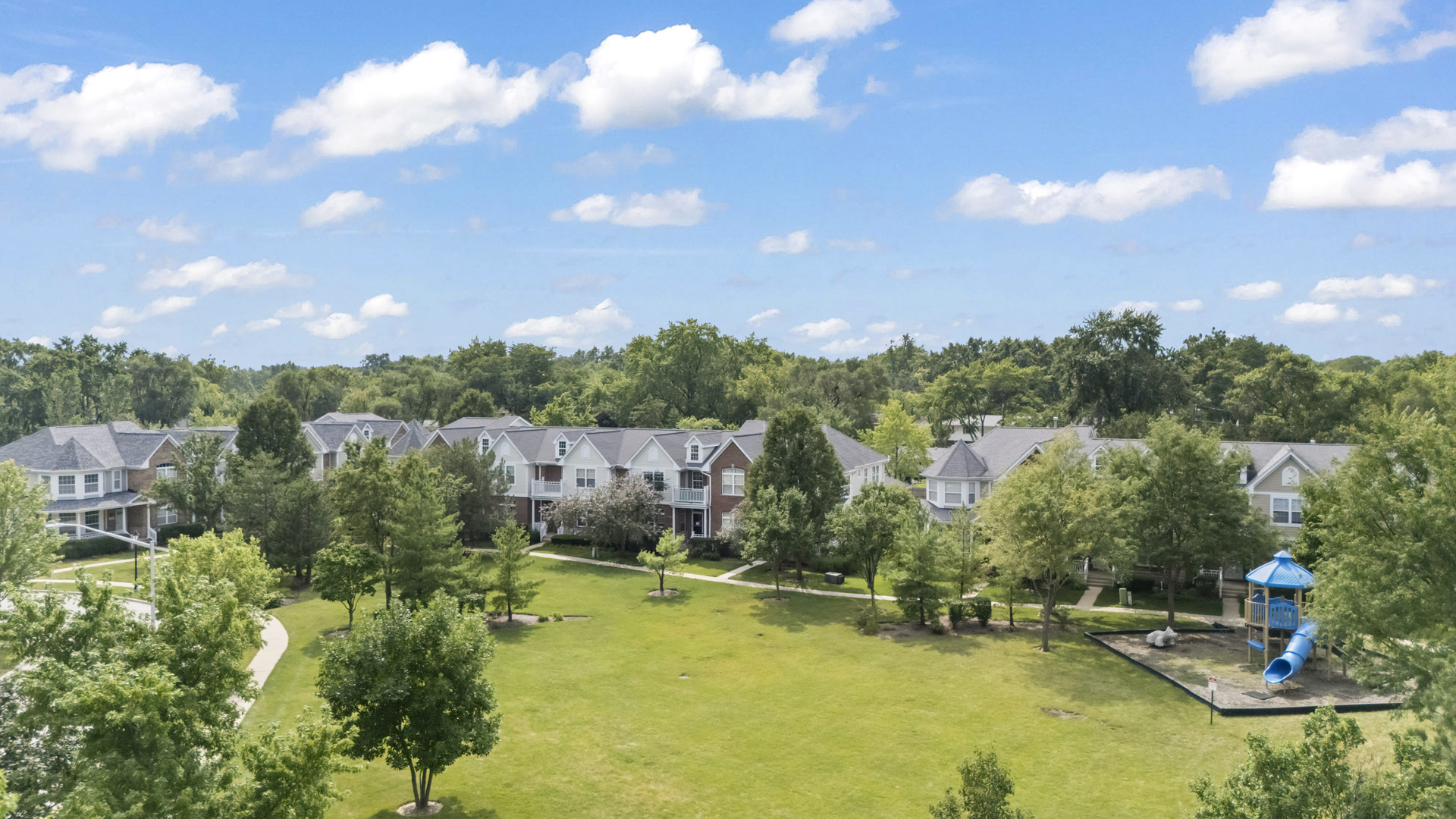 1882 Keystone Place, Unit 1882 Schaumburg, IL 60193 - Photo 28 of 36