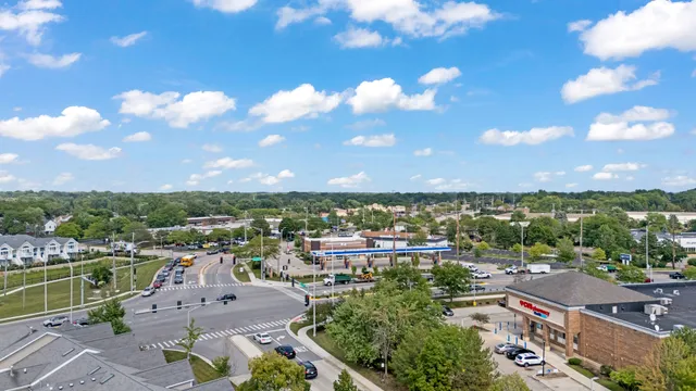 $440,500 | 1882 Keystone Place, Unit 1882, Schaumburg, IL 60193