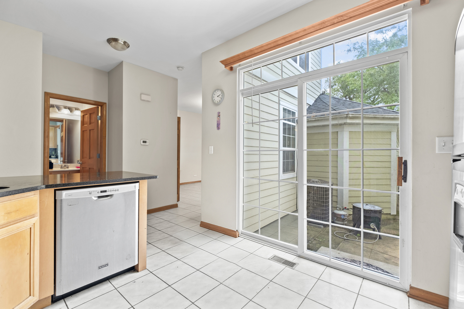 1882 Keystone Place, Unit 1882 Schaumburg, IL 60193 - Photo 7 of 36