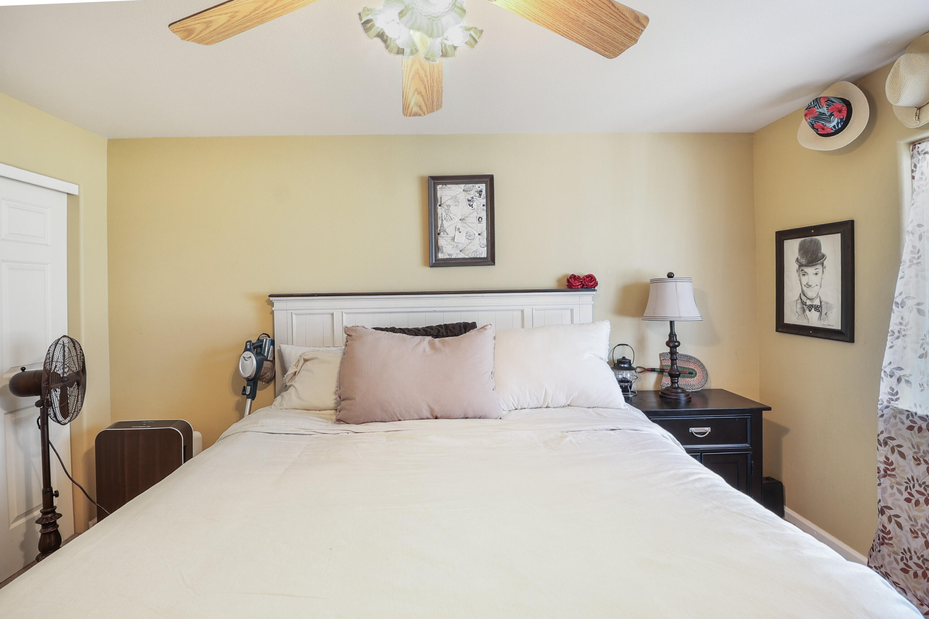 5094 Wilson Hill Road Manton, CA 96059 - Photo 15 of 35 PRIMARY BEDROOM