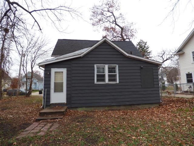 1219 Eaton Avenue Beloit, WI 53511 - Photo 9 of 10