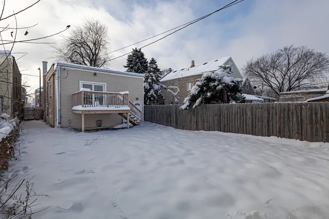 a view of a house with a garage