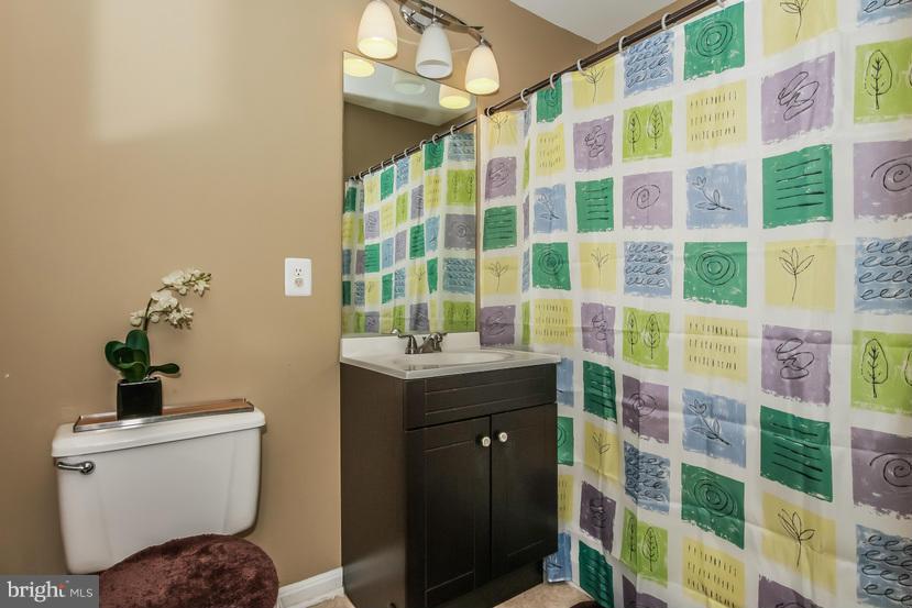 2609 Camelback Lane, Unit 411 Silver Spring, MD 20906 - Photo 12 of 18 Bath