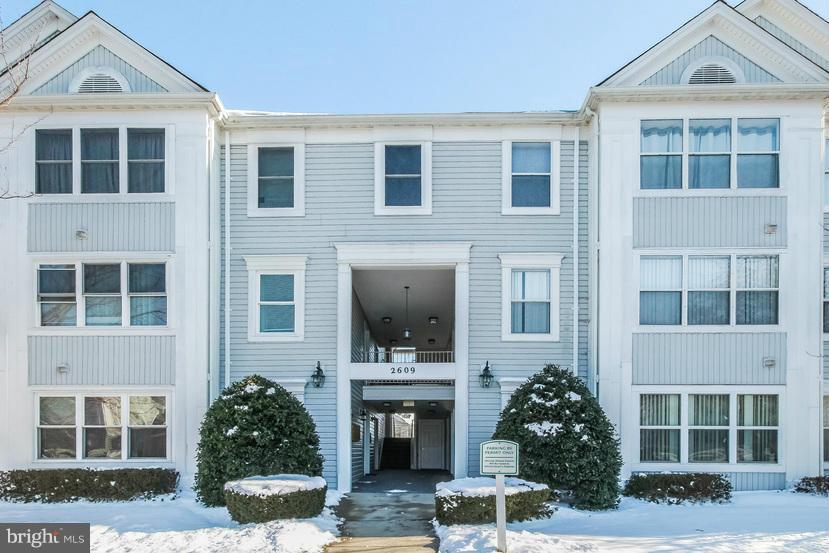 2609 Camelback Lane, Unit 411 Silver Spring, MD 20906 - Photo 17 of 18 Exterior (Front)