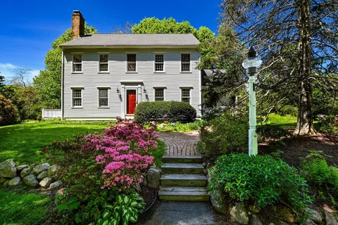 $850,000 | 1 Moody Drive, Sandwich, MA 02563