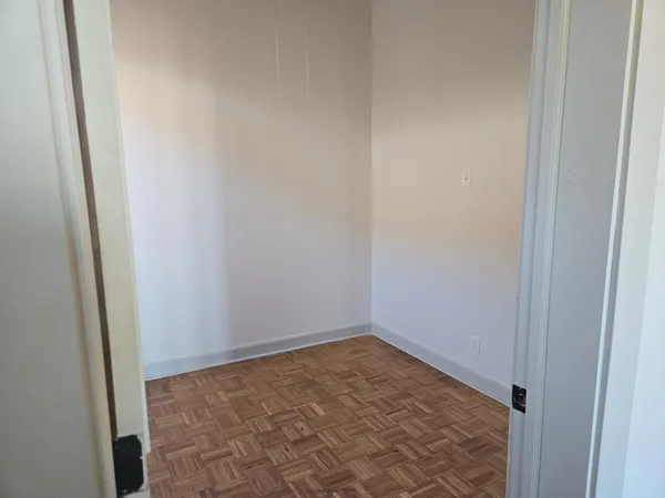 $1,900 | 2417 West Arthington Street, Unit 2, Chicago, IL 60612