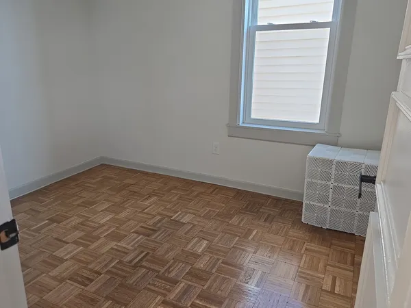 $1,900 | 2417 West Arthington Street, Unit 2, Chicago, IL 60612