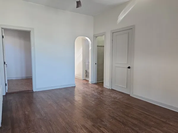 $1,900 | 2417 West Arthington Street, Unit 2, Chicago, IL 60612