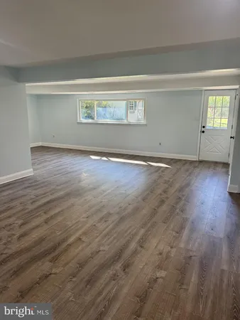 $3,000 | 520 Hedgerow Lane, Lancaster, PA 17601