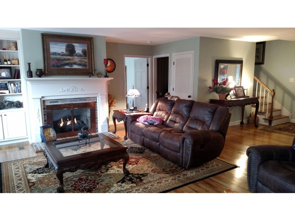 750 Colonial Road Southwest Abingdon, VA 24210 - Photo 3 of 16 Photo 3