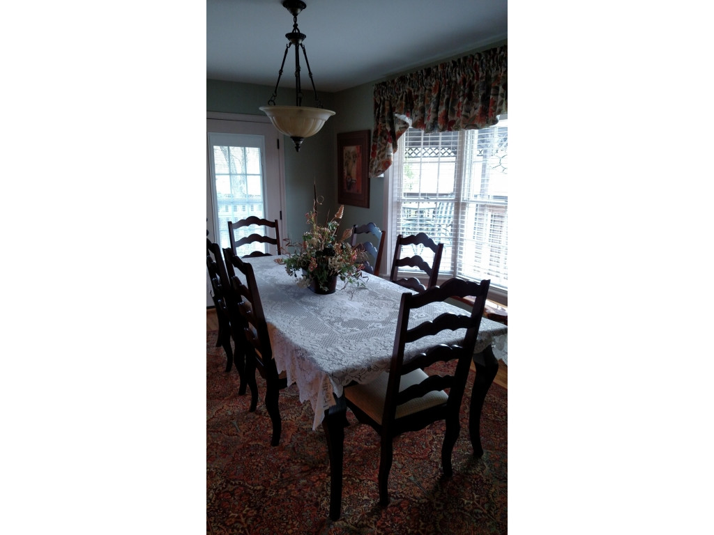 750 Colonial Road Southwest Abingdon, VA 24210 - Photo 6 of 16 Photo 6