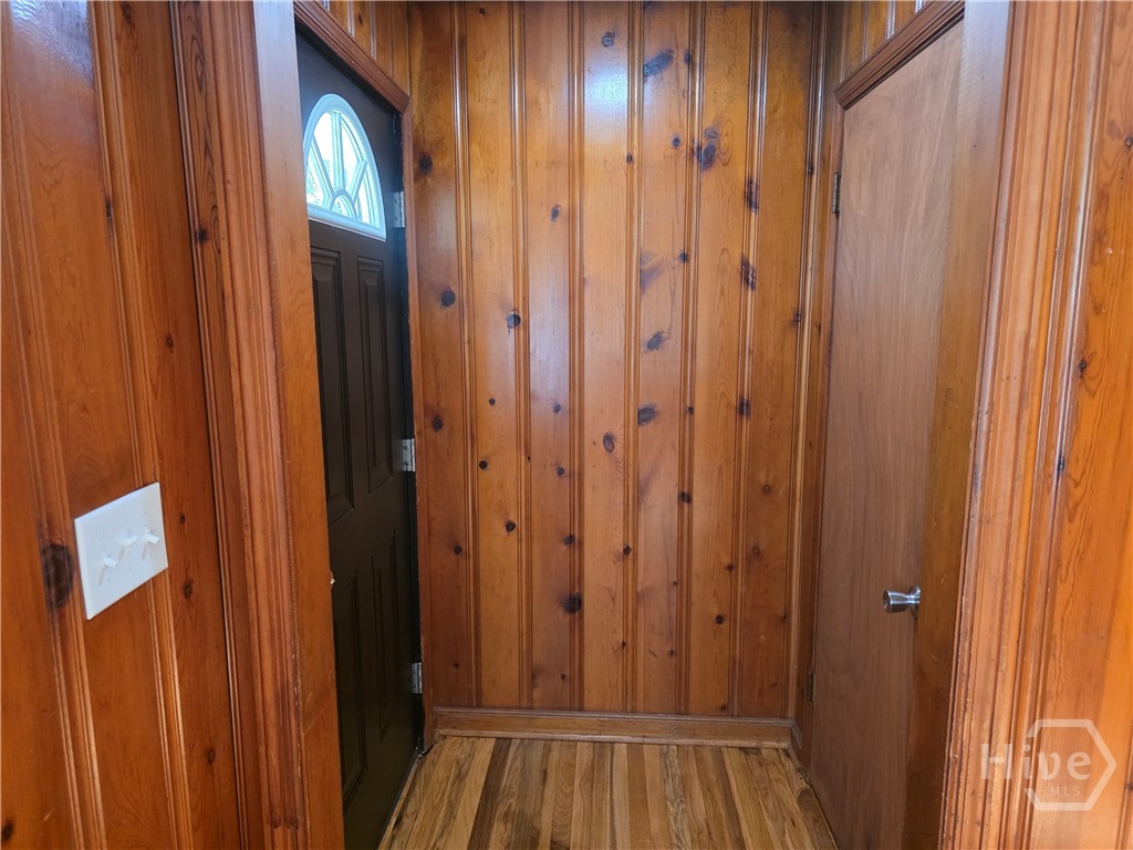 8 Ronnie Avenue Savannah, GA 31408 - Photo 4 of 24