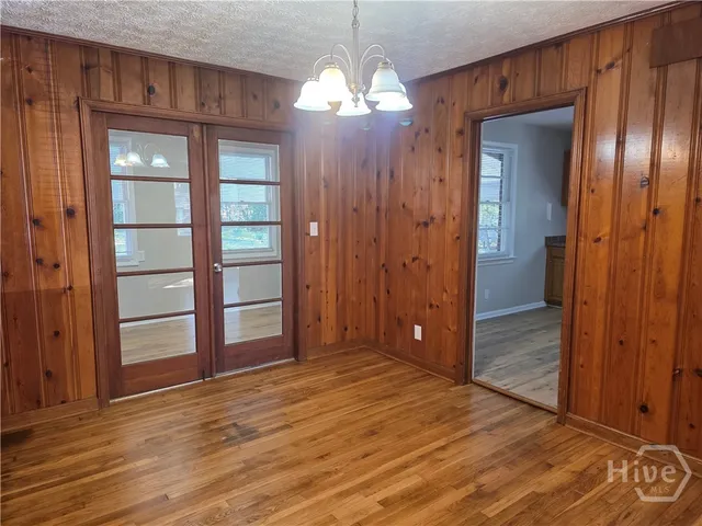 $1,800 | 8 Ronnie Avenue, Savannah, GA 31408