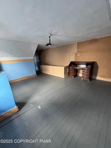 $1,200 | 352 West Bertsch Street, Lansford, PA 18232