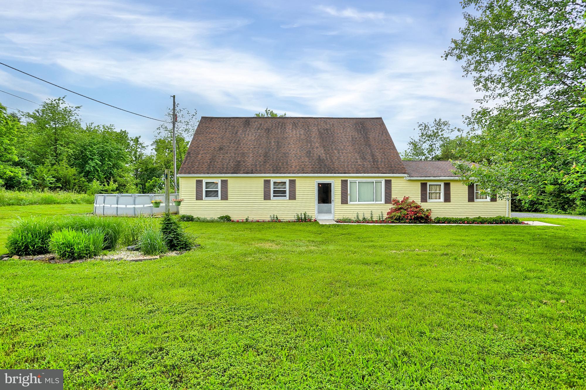 96 Leedy Road Gettysburg, PA 17325 - Photo 2 of 23 Gallery Image 2