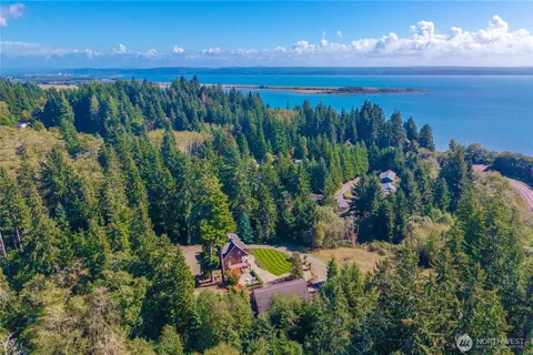 a view of a lake from a yard