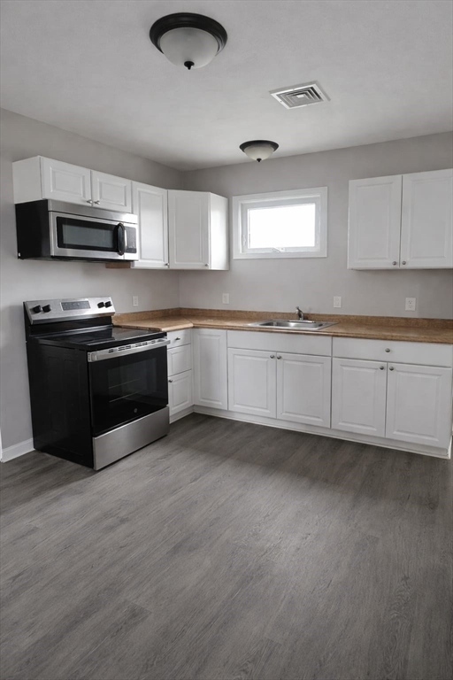 357 Howard Street, Unit 3 Lawrence, MA 01841 - Photo 2 of 8