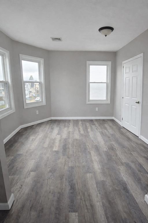 357 Howard Street, Unit 3 Lawrence, MA 01841 - Photo 7 of 8