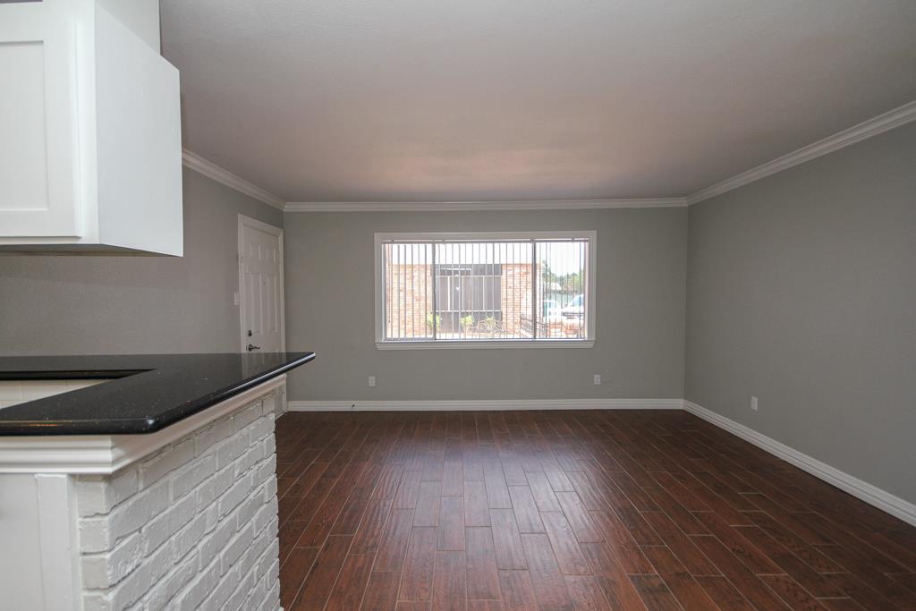2011 Marshall Street, Unit 18 Houston, TX 77098 - Photo 13 of 18