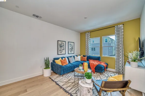 $840,000 | 28951 Parkridge Loop, Unit 87, Hayward, CA 94544