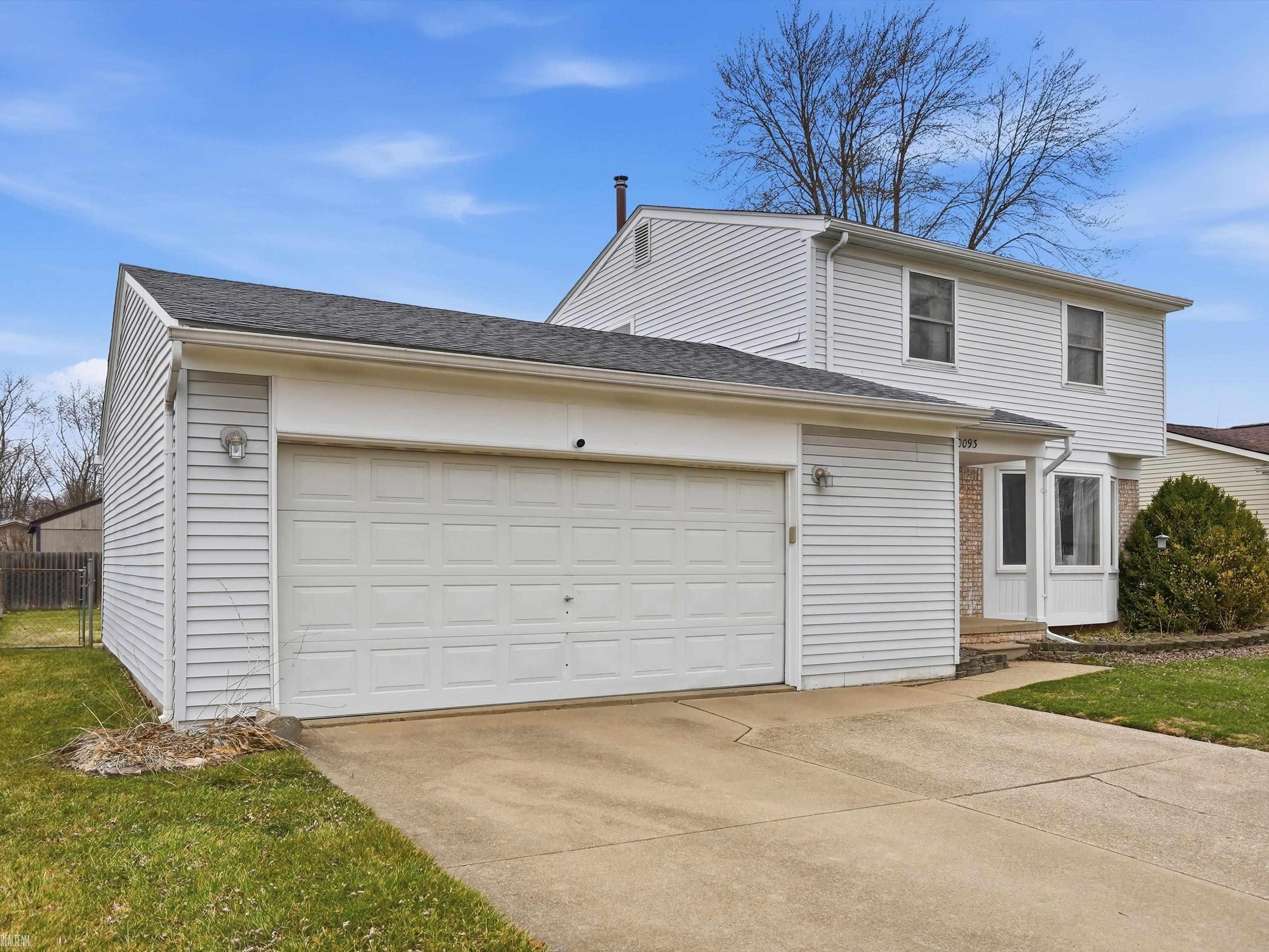 50093 Waterloo Chesterfield, MI 48047 - Photo 3 of 37