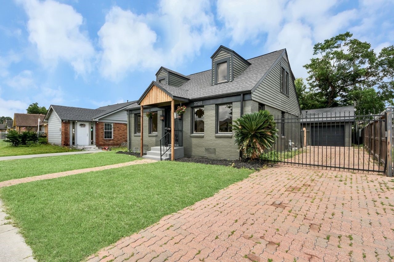 2518 Oakcliff Street Houston, TX 77023 - Photo 3 of 20