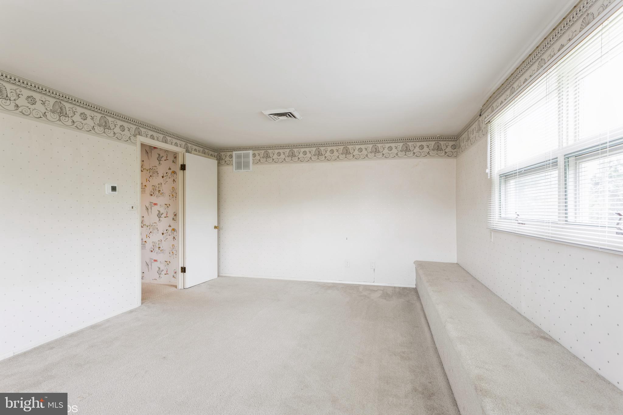 7920 Long Meadow Road Baltimore, MD 21208 - Photo 28 of 40 a view of an empty room