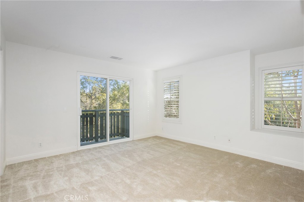 40 Platinum Circle Ladera Ranch, CA 92694 - Photo 13 of 15 an empty room with windows