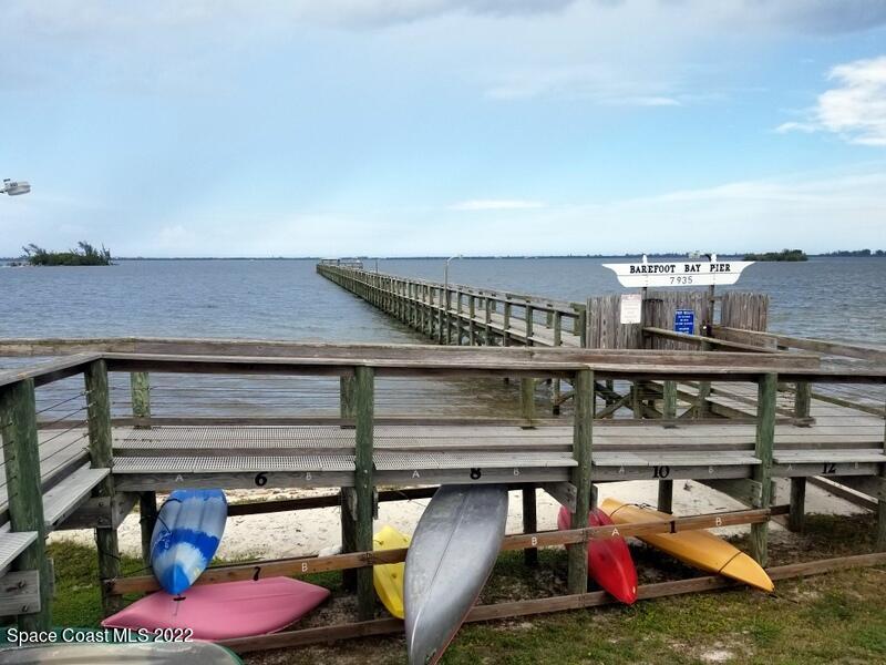 915 Fir Street Sebastian, FL 32976 - Photo 24 of 33 a view of a balcony with chairs