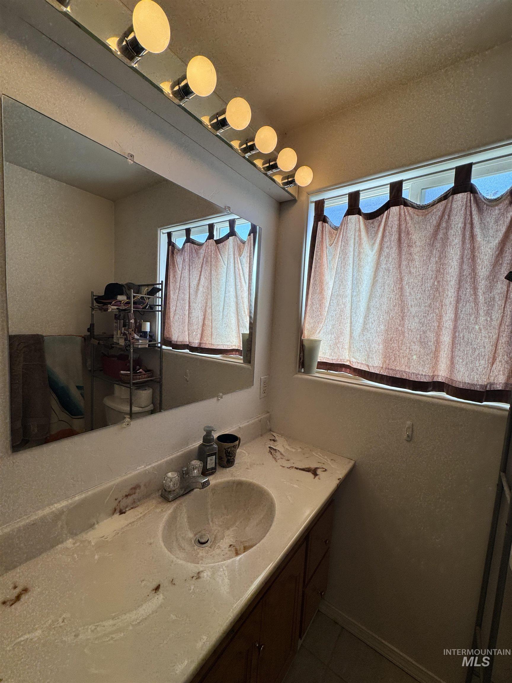 603 Main Street Filer, ID 83328 - Photo 16 of 34