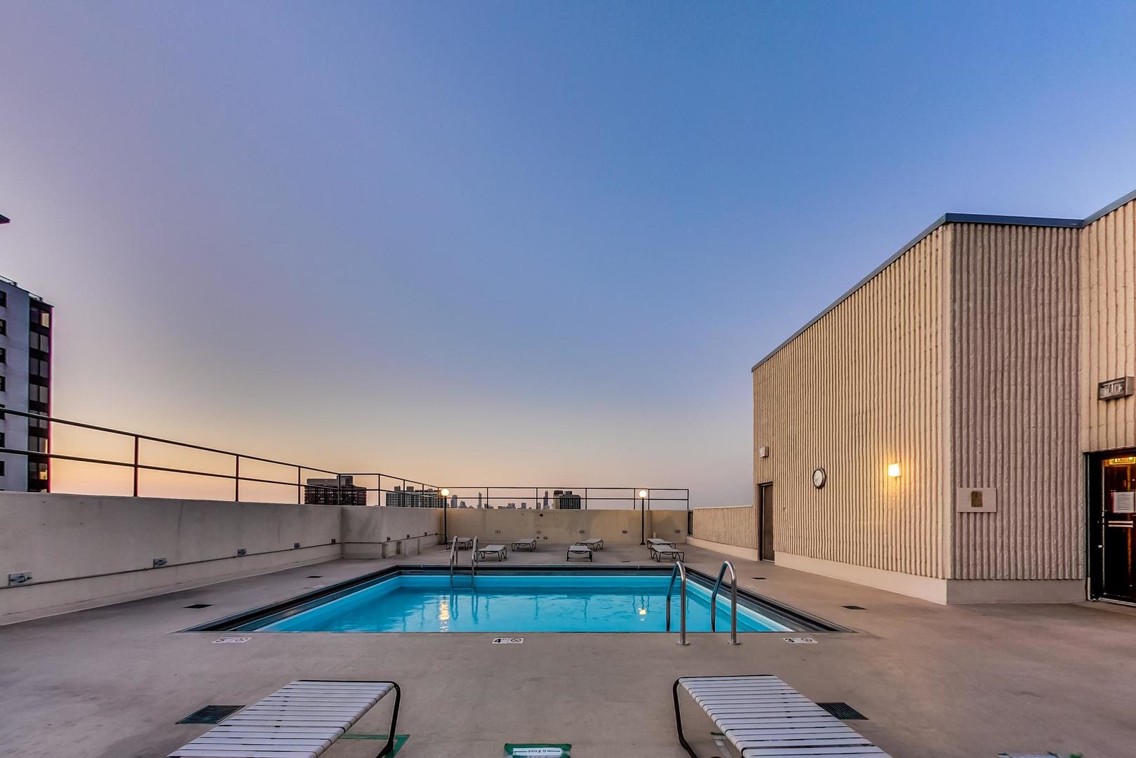 3150 North Sheridan Road, Unit 2A Chicago, IL 60657 - Photo 26 of 29