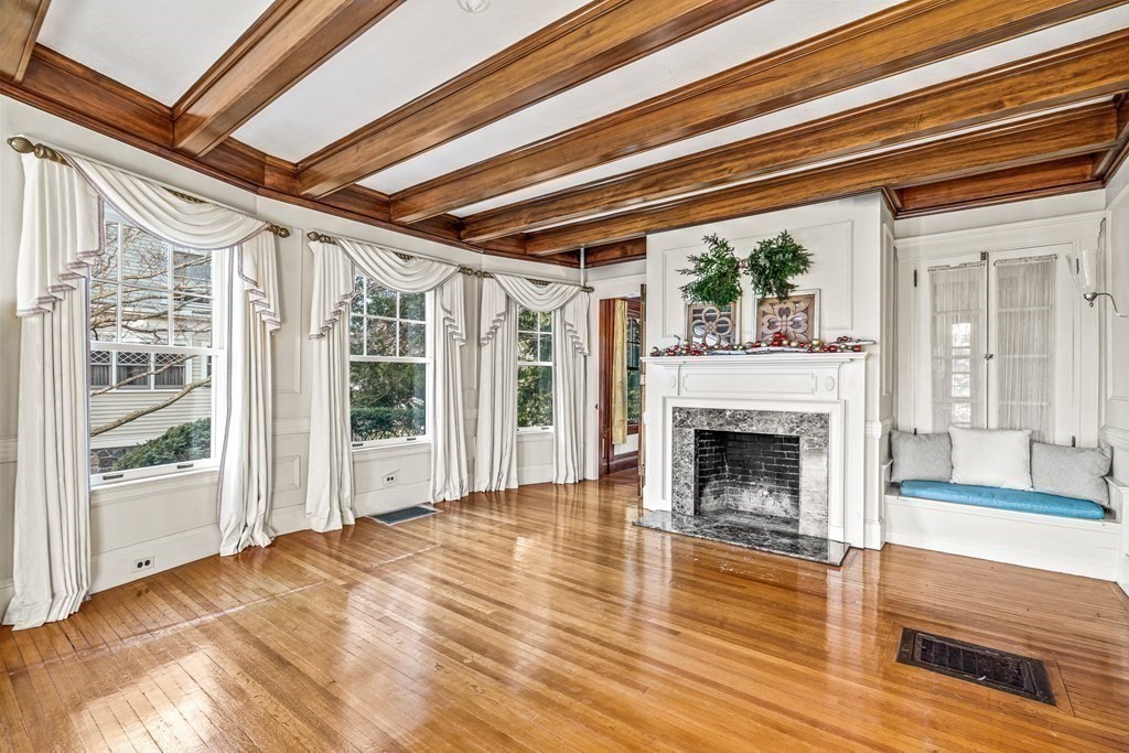 3 Lakeview Road Winchester, MA 01890 - Photo 7 of 41