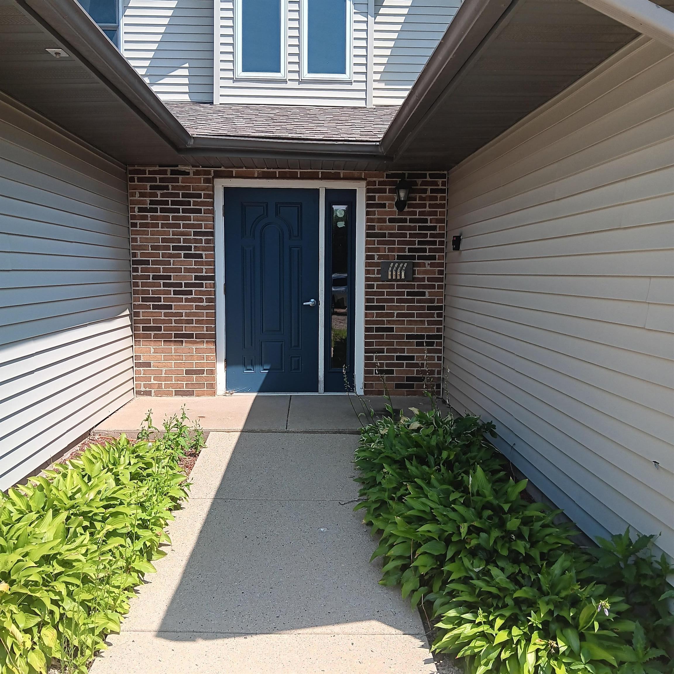 151 Talon Place Sun Prairie, WI 53590 - Photo 2 of 15 Gallery Image 2
