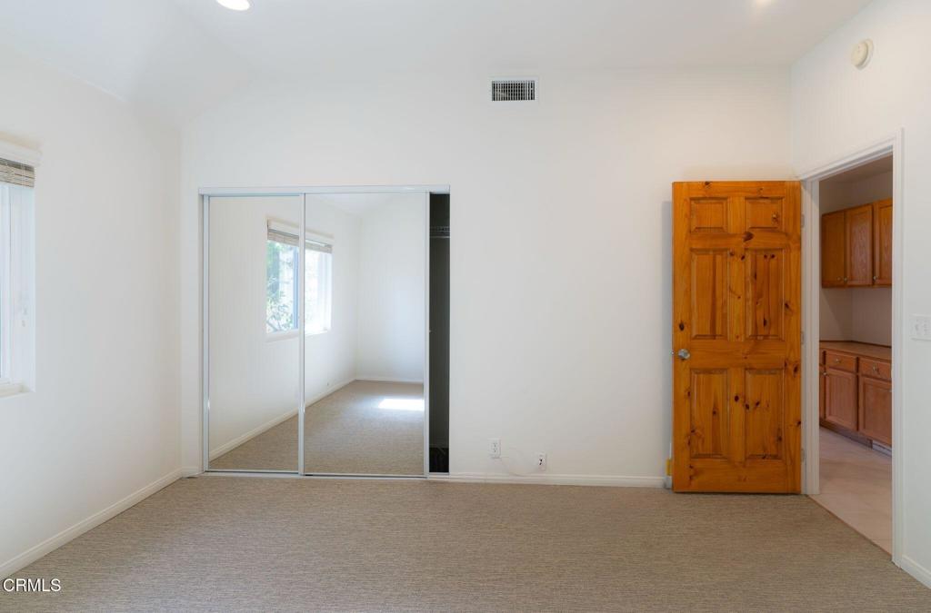 4037 Sunset Lane Oxnard, CA 93035 - Photo 11 of 28 11