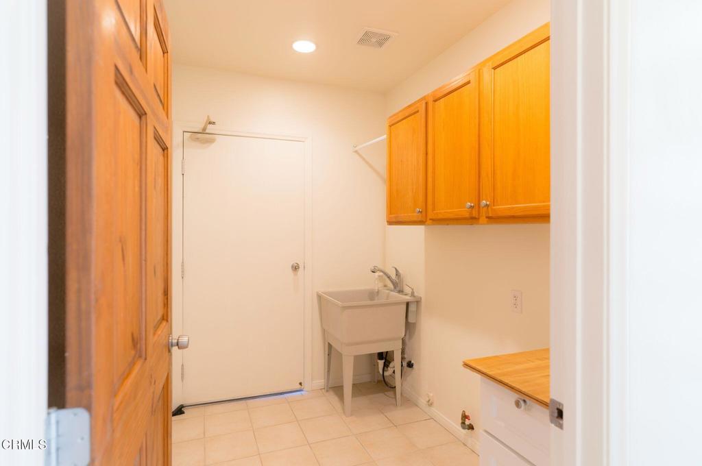 4037 Sunset Lane Oxnard, CA 93035 - Photo 19 of 28 19