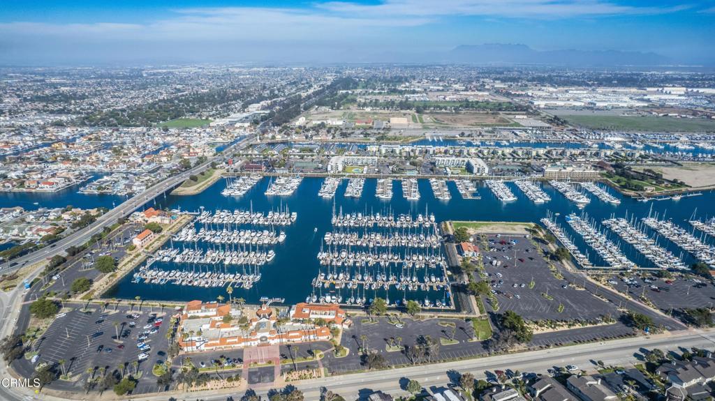 4037 Sunset Lane Oxnard, CA 93035 - Photo 26 of 28 27