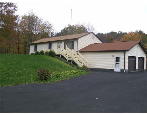 221 Oak Road Chicora, PA 16025 - Photo 1 of 17 Exterior Front.