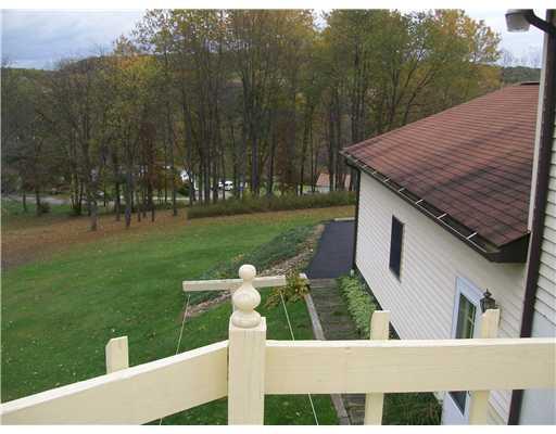 221 Oak Road Chicora, PA 16025 - Photo 2 of 17 Exterior Back.